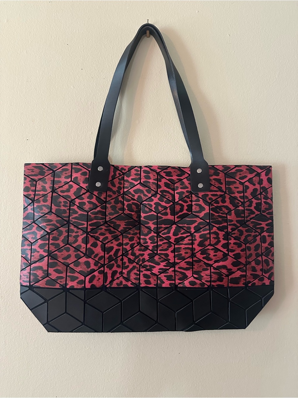 NWOT Patrizia Luca Red Leopard Print Tote with Black Geometric Base